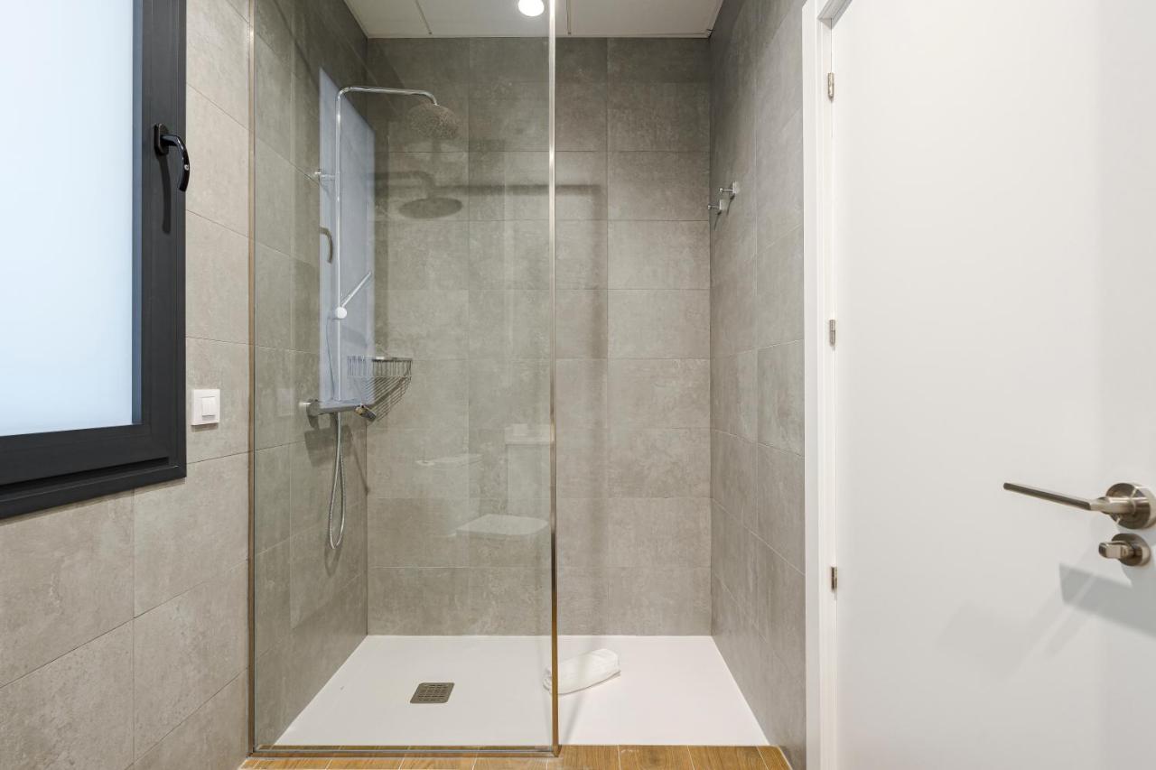 Feelathome Castilla Apartments Madrid Dış mekan fotoğraf