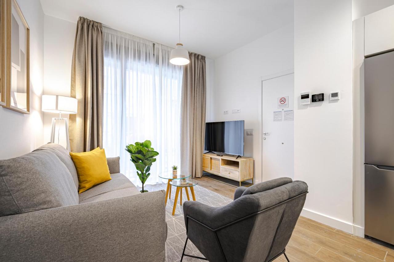 Feelathome Castilla Apartments Madrid Dış mekan fotoğraf