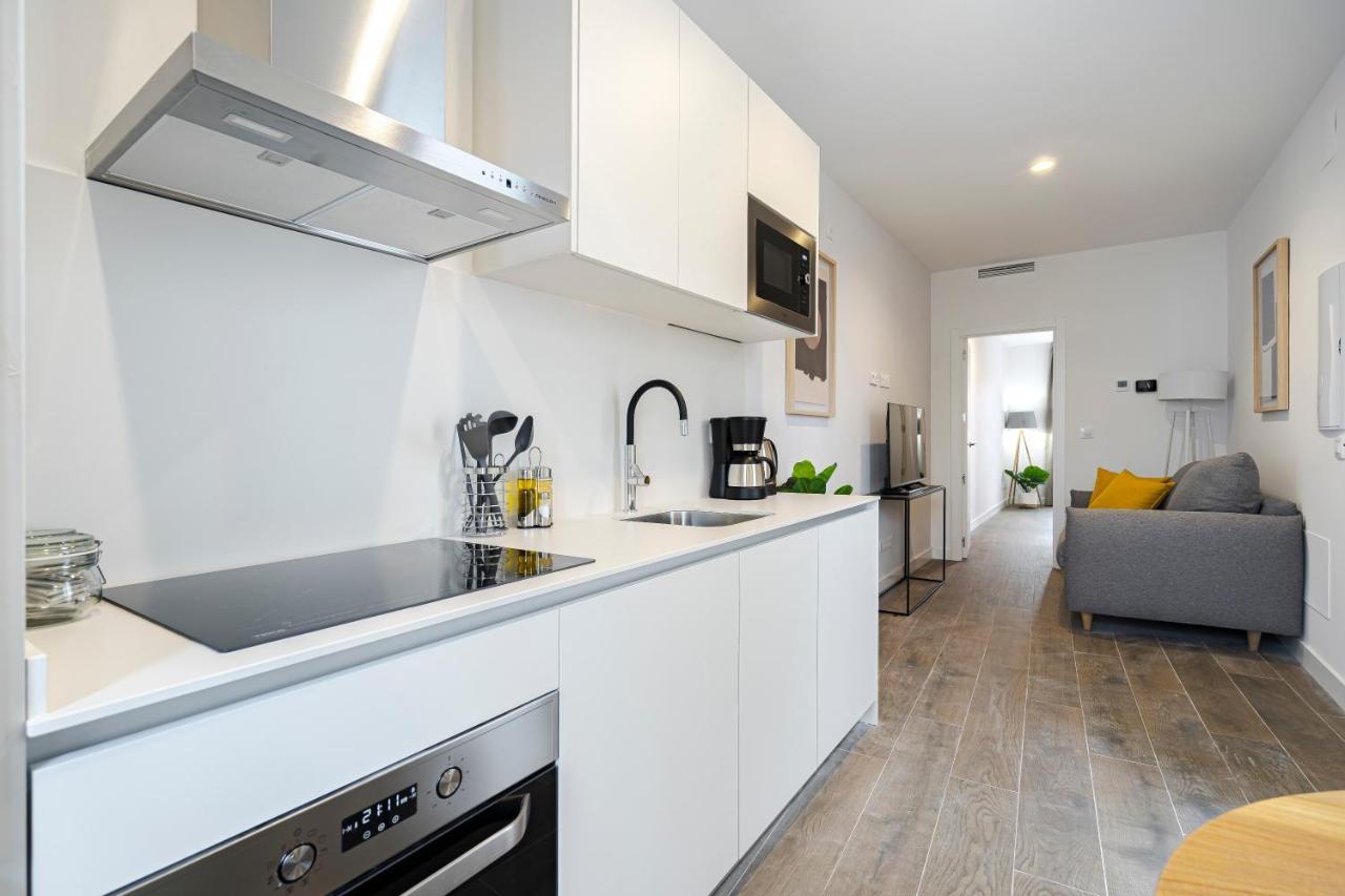 Feelathome Castilla Apartments Madrid Dış mekan fotoğraf