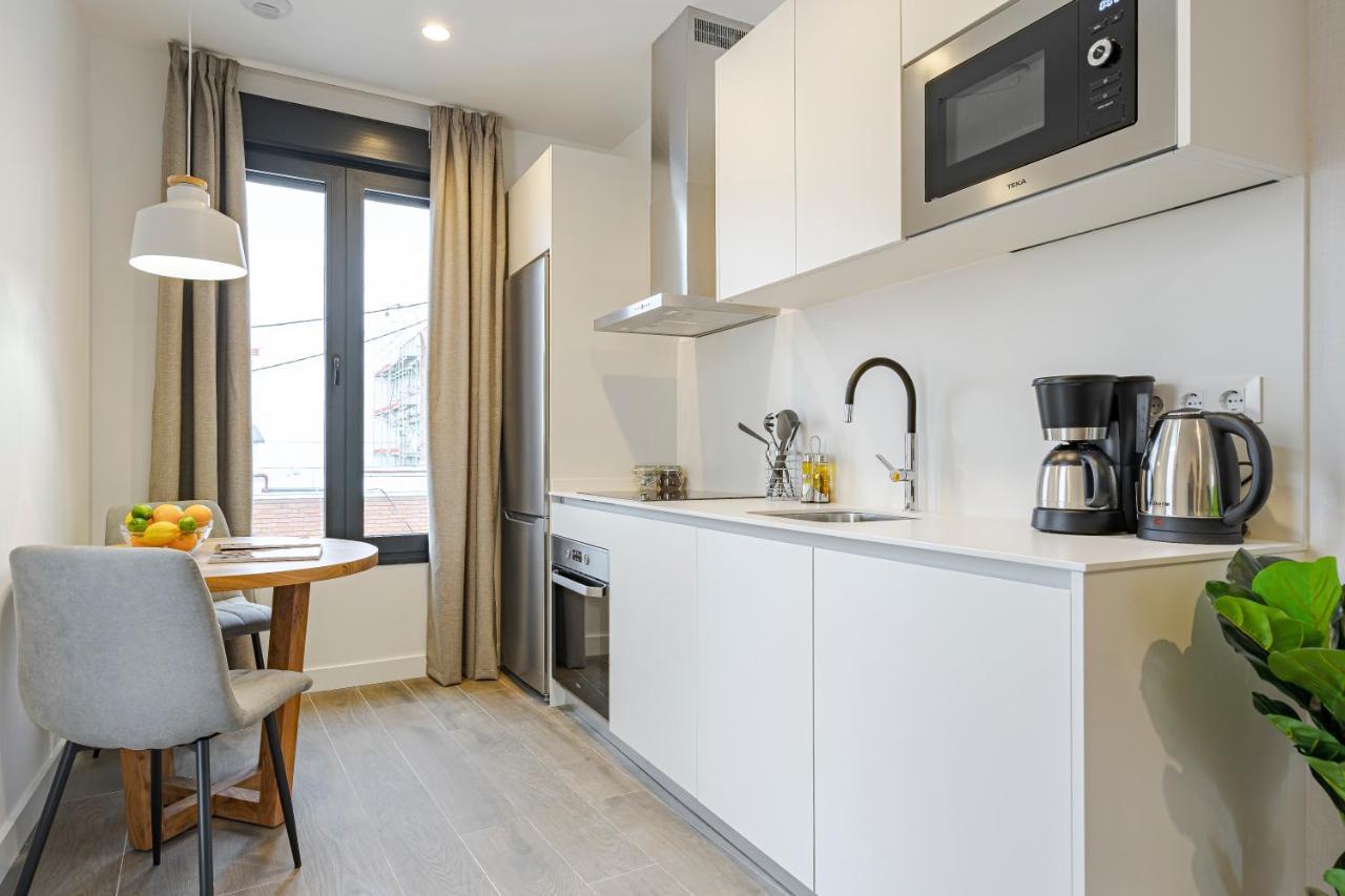 Feelathome Castilla Apartments Madrid Dış mekan fotoğraf