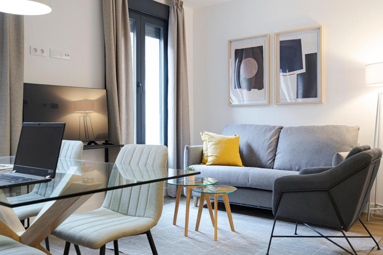 Feelathome Castilla Apartments Madrid Dış mekan fotoğraf