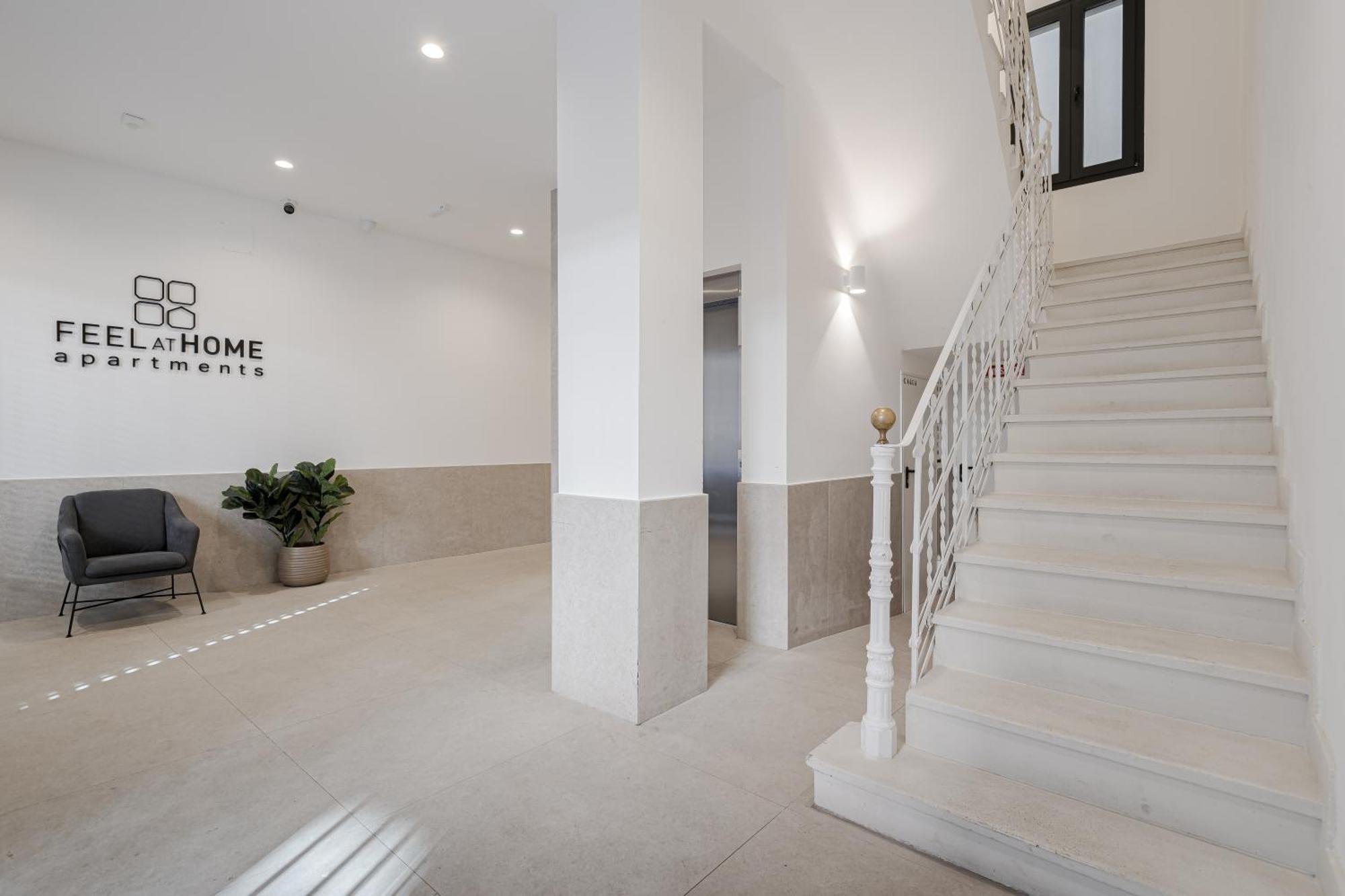 Feelathome Castilla Apartments Madrid Dış mekan fotoğraf