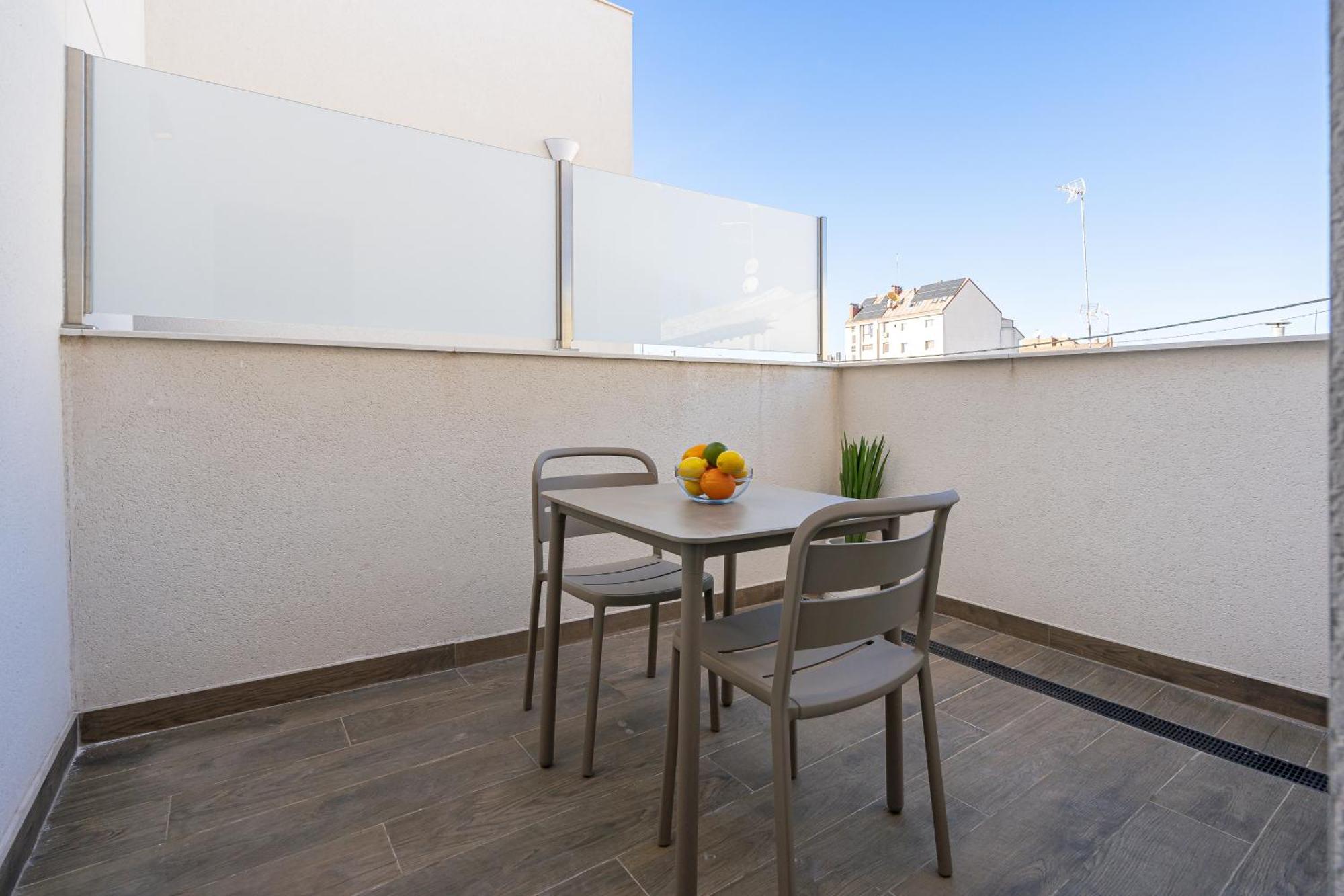 Feelathome Castilla Apartments Madrid Dış mekan fotoğraf